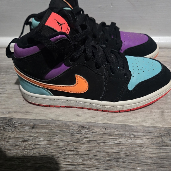 Nike Other - Nike Air Jordan 1 Mid "Candy" Sneakers